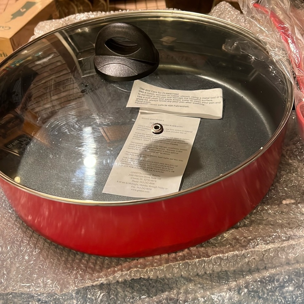 NEW GINNY’S LARGE SKILLET/BROILER , RED !